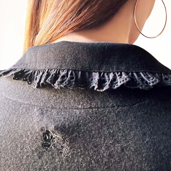 BURBERRY Vintage Lace Trim Collar Button & Tie Belt Cardigan - Picture 4 of 15